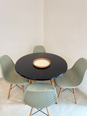 Lägenhet | Restauranger