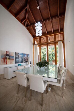 Dining - jjjjjjjjjjjjjjjjjjjjjjjjjjjjjjjjjjjjjjjjjjjjjjjjjjjjjj (Casa de Campo)