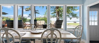 Lake Norman cottage with stunning views