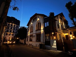 Exterior - Cismigiu -Deluxe Apartment (Bucharest)