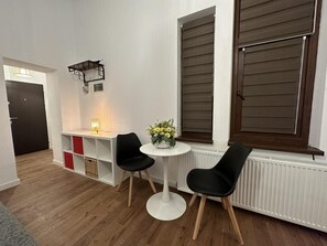 Dining - Cismigiu Superior Apartment (Bucharest)