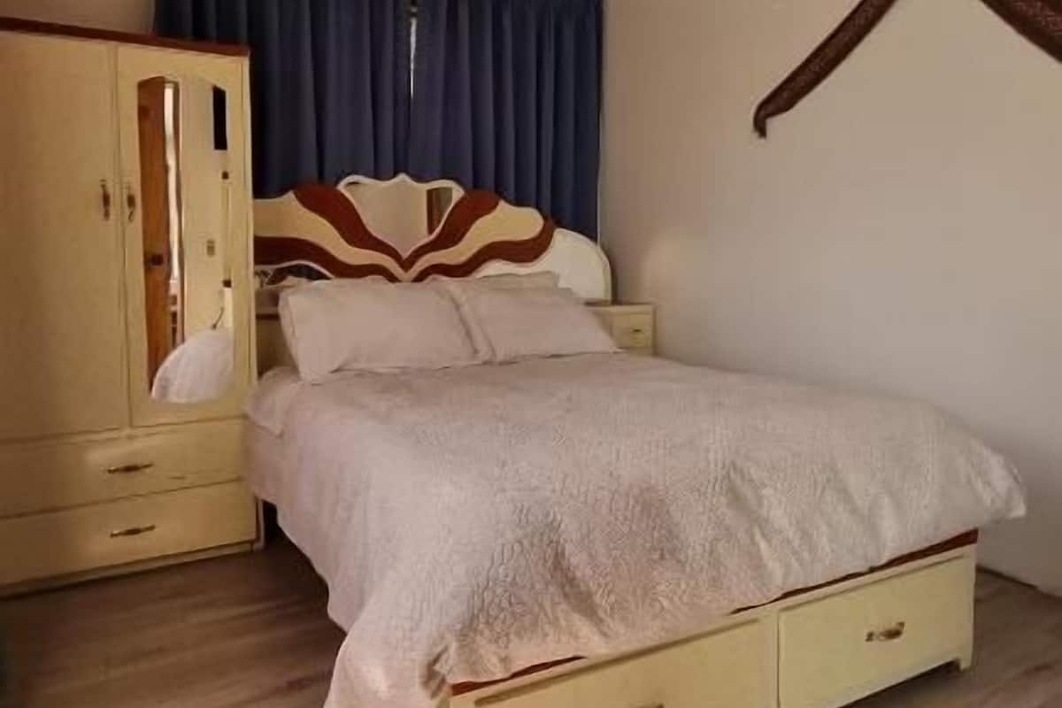 デラックス ダブルルーム パティオ マウンテンビュー