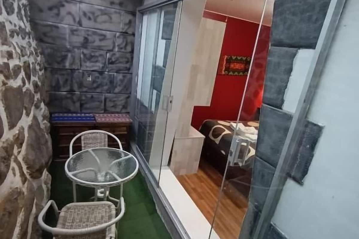 디럭스 싱글룸, 발코니