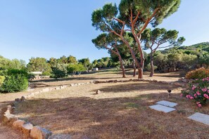 Property grounds - Gîte Aja Puzzuta - Sea View (Coti-Chiavari)