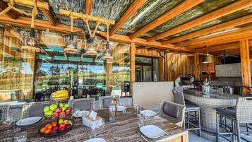 UtendĂžrsservering