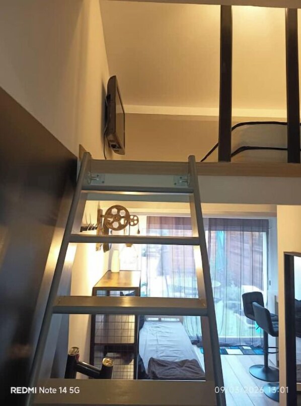 1 habitación, wifi y ropa de cama