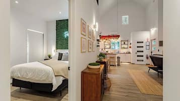 3 bedrooms, in-room safe, iron/ironing board, free WiFi