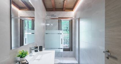 Apartment 'Las Casucas De Somavía 2' with Mountain View, Shared Terrace and Wi-Fi
