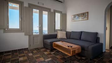 Luxury Villa, Jetted Tub, Sea View | Living area