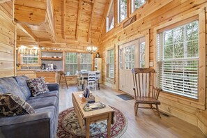 TV, fireplace - Sugar Mountain Retreat - Amazing Views & Hot Tub (Pigeon Forge)