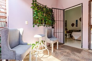 Apartment, 2 Bedrooms, Smoking, Balcony | Living room - Una Estancia Moderna y Confortable (Puerto Plata)