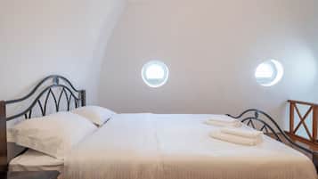 Premium Penthouse, Balcony, City View