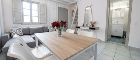 Premium Penthouse, Balcony, City View | Living area