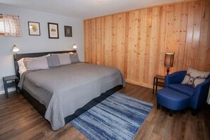 Iron/ironing board, WiFi, bed sheets - Home Base - Sleeps 6 (Grand Marais)