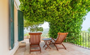 Terrace/patio - Vacation Home 'Finca Castell' with Balcony, Wi-Fi, and Air Conditioning (Capdepera)