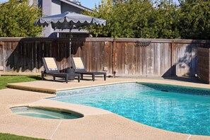 Piscine extérieure
