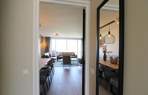 House | Reception - Luxury Waterfront Villa (Leons)