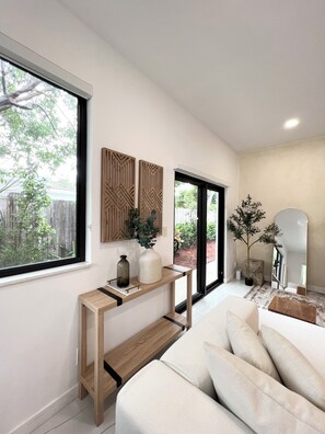 Interior - Stylish comfortable villa. (Fort Lauderdale)