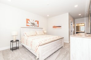3 chambres, fer et planche à repasser, Wi-Fi gratuit, draps fournis