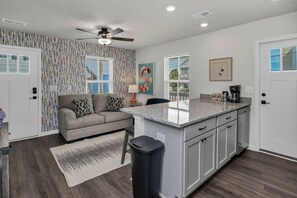 Interior - Dunbar Cottage | The Pickens Cottages (Columbia)