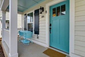 Exterior detail - Gervais Cottage | The Pickens Cottages (Columbia)