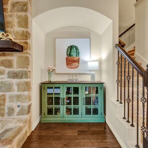 Interior - Family Getaway | 4BR Sleeps 10 - Near Frisco Fun (Little Elm)