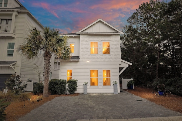 Welcome to your 30A coastal retreat -- CrabCakes @ Inlet -- 4b/3.5b beach home