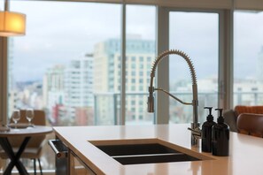 Interior - West Coast City Living (Victoria)