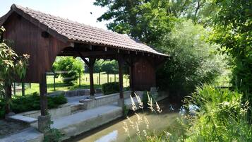 Enceinte de lâhĂ©bergement