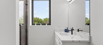 Welcome to Blue Haven Retreat, beautifull 2- bedroom located in South St. Louis