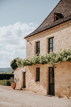 Exterior - 6ha estate in the heart of the 5 chateaux valley (Vézac)