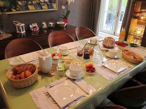 Dining - Cour Du Weinhof - Hansi Room with Shared Terrace and Wi-Fi (Colmar)