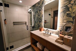 Bathroom - The Mindaro, part of JdV by Hyatt (Portland)