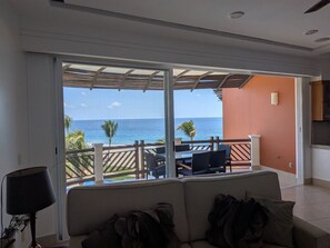 TV - 3 Bdm 2 Storey Penthouse Palapa Ocean View (Bajos de Chila)