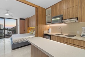 1 bedroom, iron/ironing board, free WiFi, bed sheets - OCEANFRONT STUDIO, LUXURY AMENITIES (Cruz de Huanacaxtle)