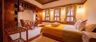 Birol Sengun Bag Evi 