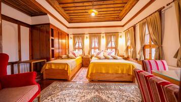 Comfort kamer, 1 twee- of 2 eenpersoonsbedden, uitzicht op tuin