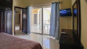 2 bedrooms, iron/ironing board, WiFi, bed sheets - Sosua Ocean Village 2-bedroom Villa. Pool, Security, Family-Friendly (Sosúa)