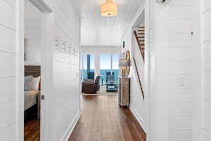 Interior - Sailaway Sister- Waterfront & Pet Friendly (Port St. Joe)