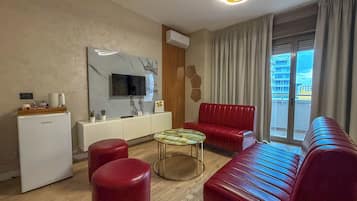 Kamar Double, balkon, pemandangan kota