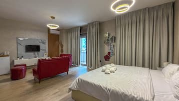 Quarto casal, sacada, vista para a cidade