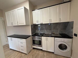 คอมฟอร์ทอพาร์ทเมนท์, วิวเมือง | ครัวส่วนตัว