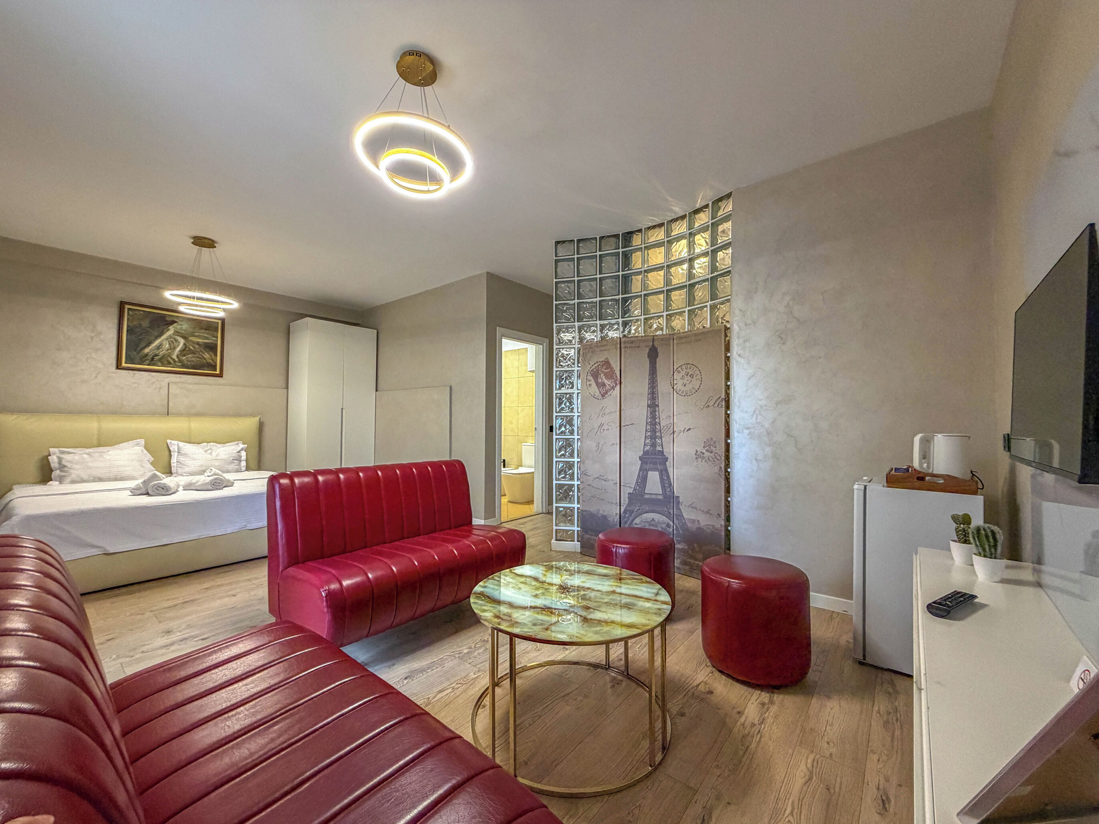 Chambre Double Confort, vue ville | Coin séjour