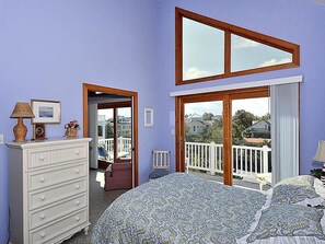 6 bedrooms, iron/ironing board, WiFi, bed sheets - Oceanfront Stay in North Bethany Beach w/ Elevator (North Bethany Beach)