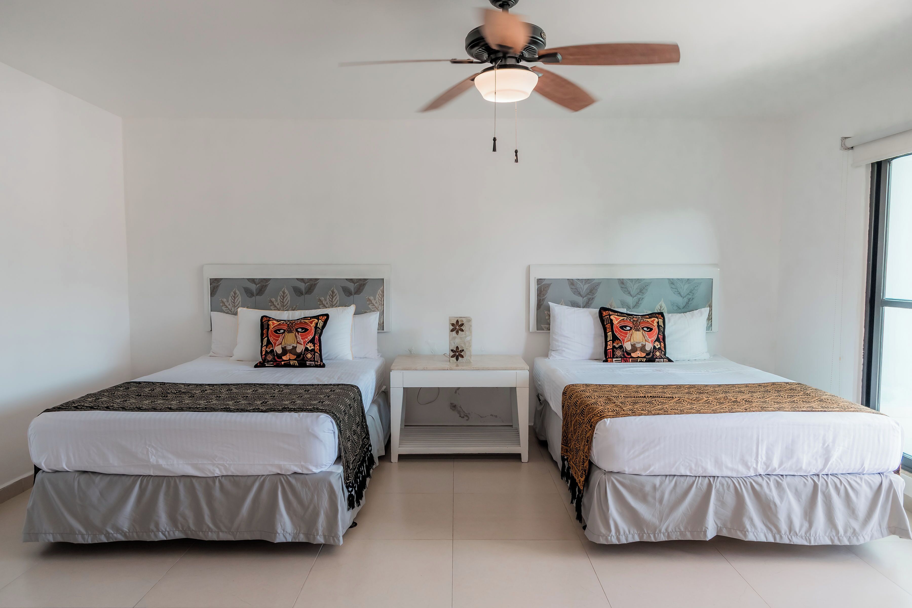 Junior Studio, 2 Queen Beds, Balcony, City View