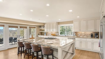 House (Multiple Bedrooms) | Interior