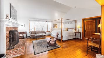 Signature-sviitti, 1 suuri parisänky ja vuodesohva, tupakointi kielletty, näköala puutarhaan