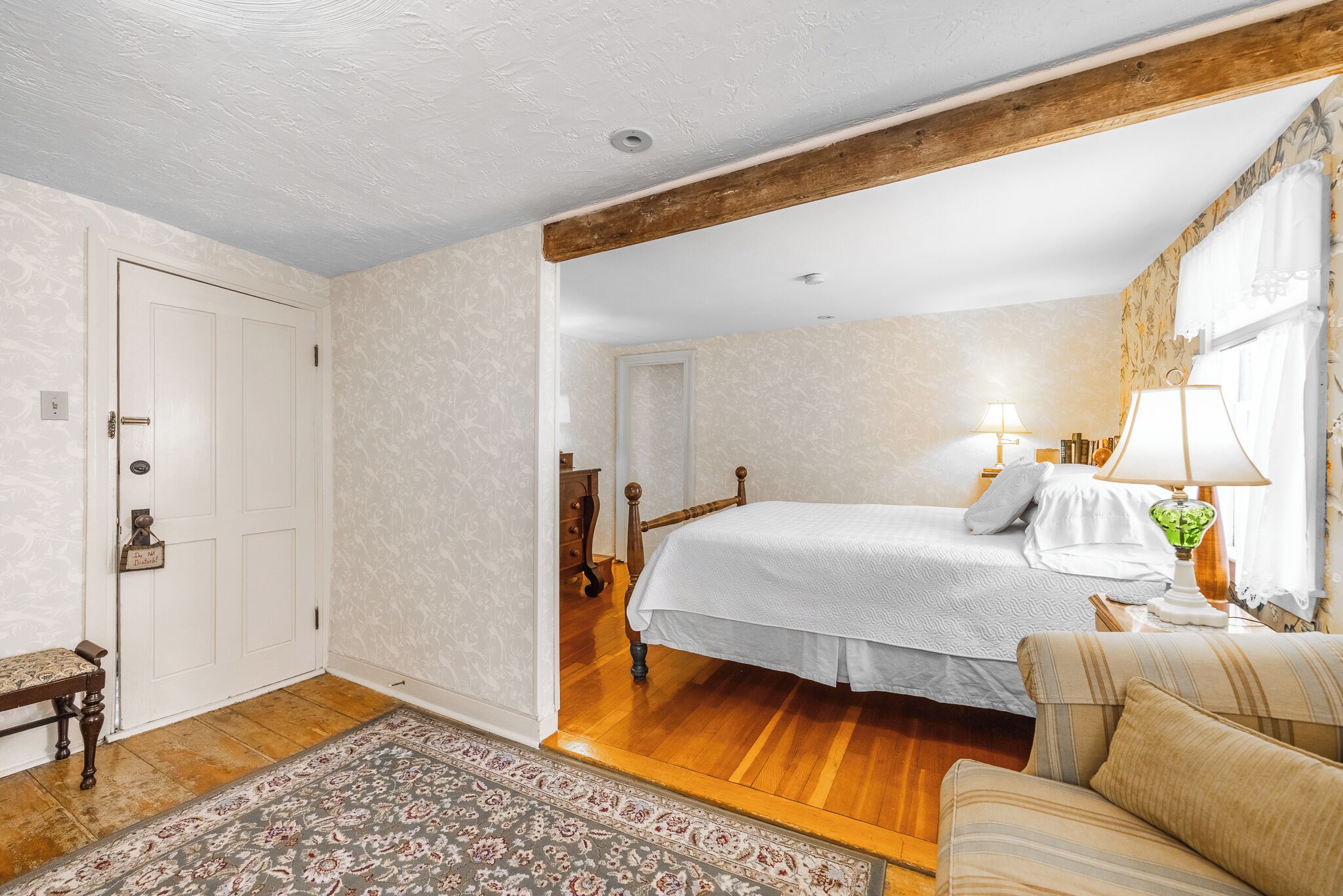 Romantic Double Room, 1 Queen Bed, Private Bathroom, Garden View