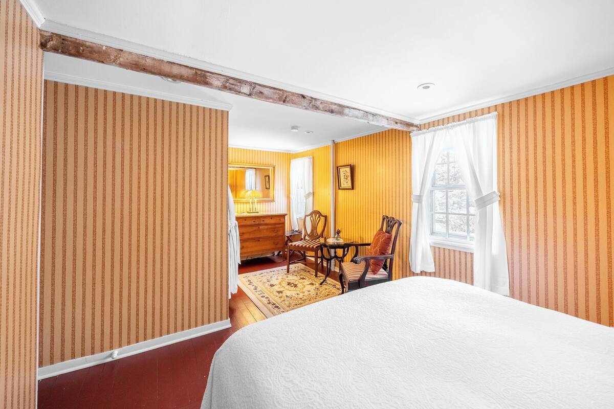 Phòng đôi phong cách lãng mạn, 1 giường cỡ queen, không hút thuốc, phòng tắm riêng