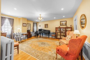 Interior - Blue Hill Inn (Blue Hill)